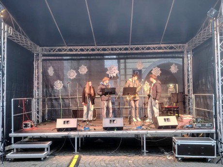 WhatsApp Image 2025-12-18 at 20.35.01100